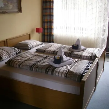 Hotel Astenstubchen *